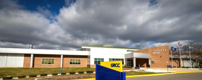 A photo of the exterior of GRCC's Leslie E. Tassell MTEC building.