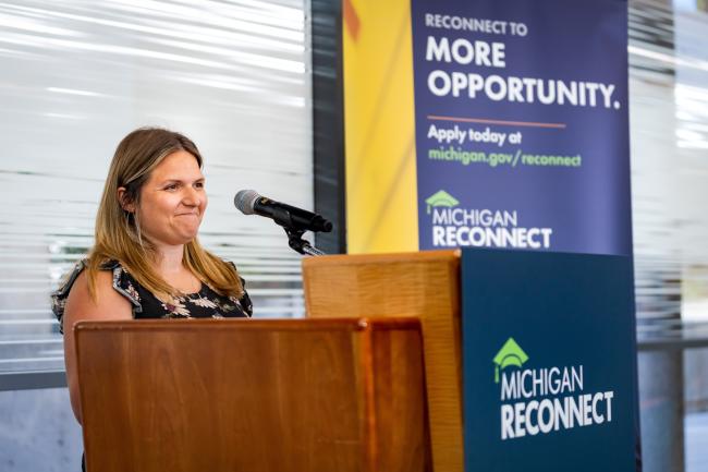 Student Morgan Brink speaking at GRC about her experiences with Michigan Reconnect.