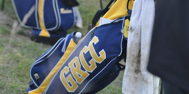 A GRCC golf bag.