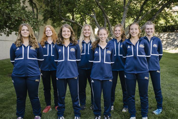 Members of the GRCC 2021 women's cross country team. 