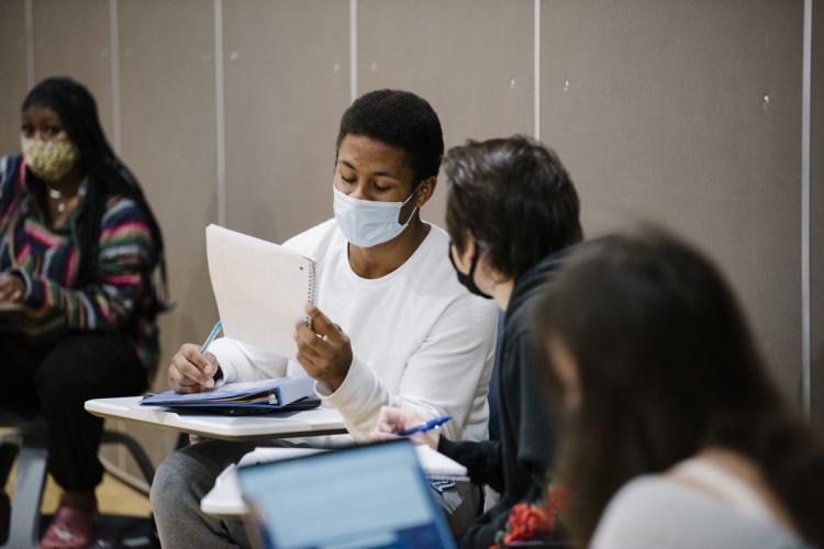 Students in a GRCC integrated reading class.