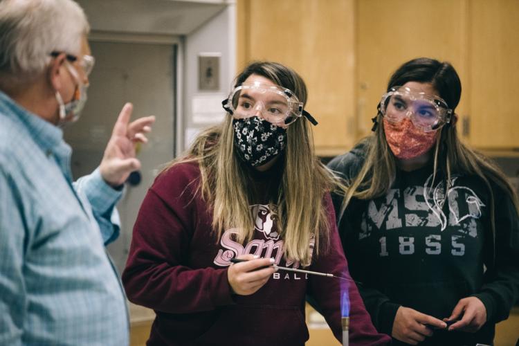 Students in a GRCC physical science classroom.