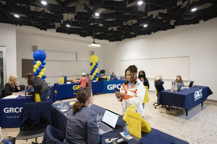 Students attending an event at the GRCC Lakeshore Campus